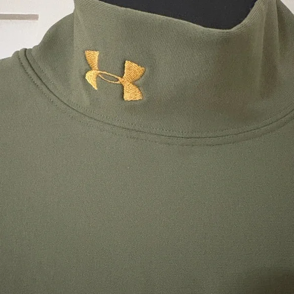 Under Armour cold gear compression mock. - Picture 7 of 13